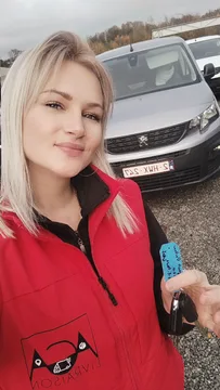 Transporteur Petit fourgon Peugeot  Partner  dans JUPILLE-SUR-MEUSE Belgique